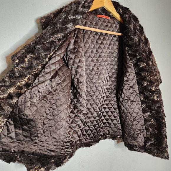 Alice + Olivia Masha Metallic Faux Fur Shawl Collar Jacket - Picture 14 of 17